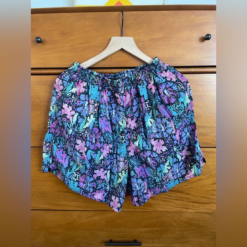 Vintage 90’s Nike shorts